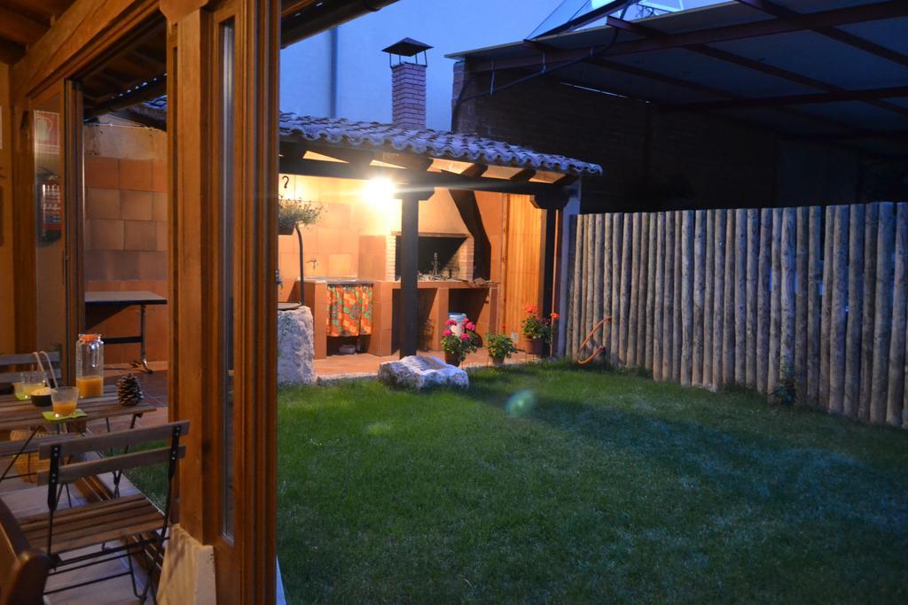 La Cantamora Hotel Rural Pesquera De Duero ภายนอก รูปภาพ