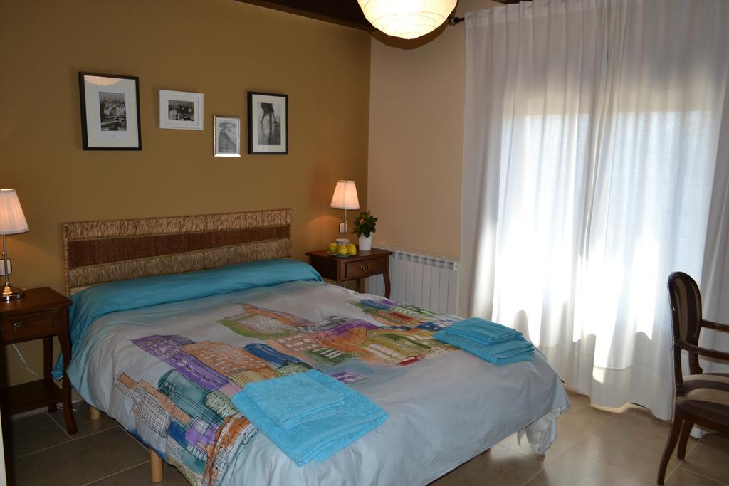 La Cantamora Hotel Rural Pesquera De Duero ห้อง รูปภาพ