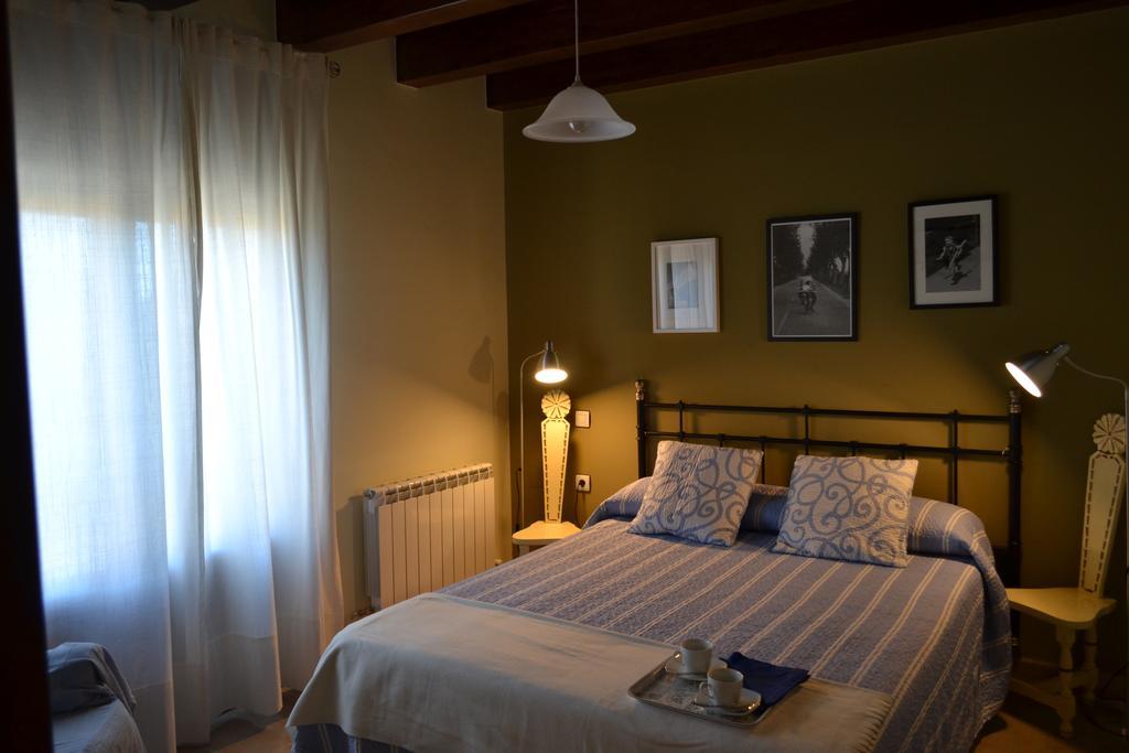 La Cantamora Hotel Rural Pesquera De Duero ห้อง รูปภาพ