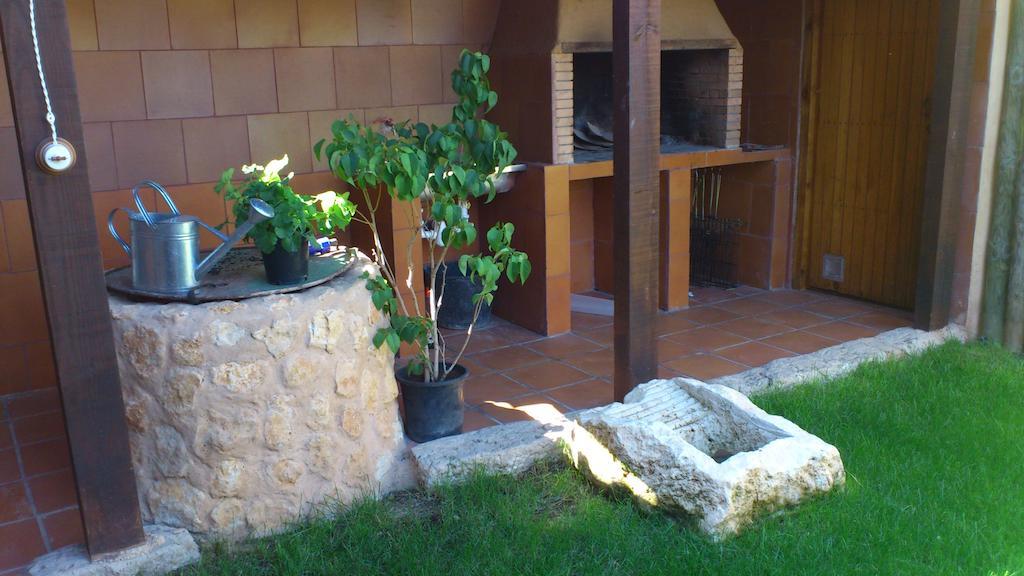La Cantamora Hotel Rural Pesquera De Duero ภายนอก รูปภาพ