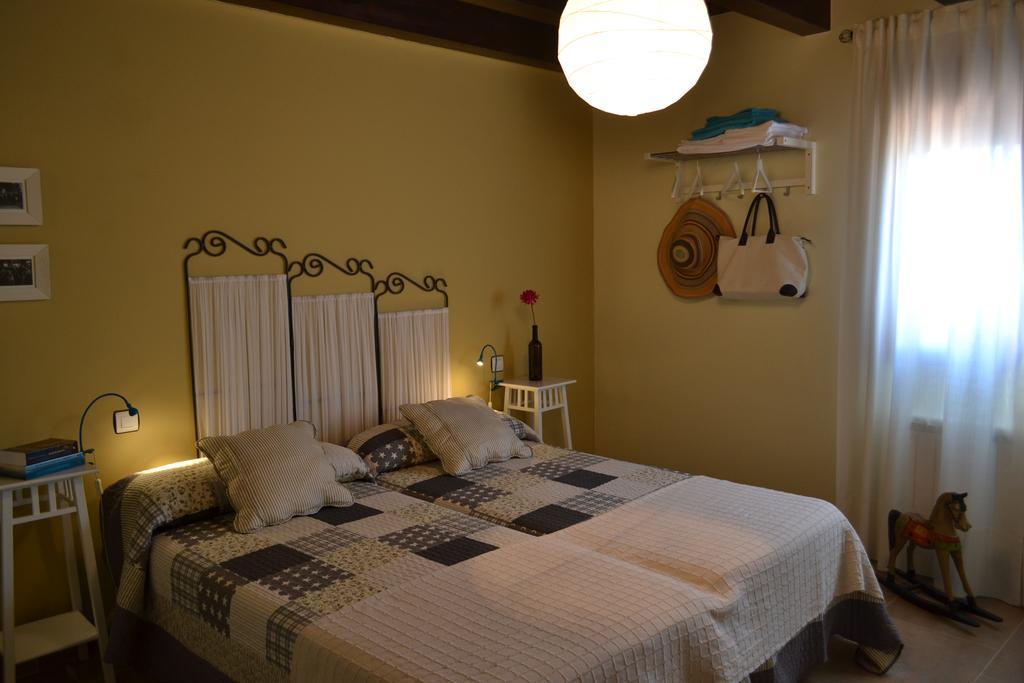 La Cantamora Hotel Rural Pesquera De Duero ภายนอก รูปภาพ